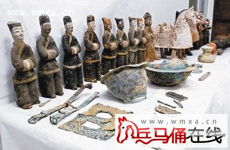 ����һ���ط���ʮ����ʱ�ڹ�Ĺ �ʻ���ٸ�������