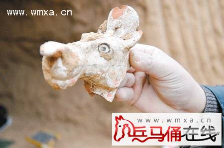 ����һ���ط���ʮ����ʱ�ڹ�Ĺ �ʻ���ٸ�������