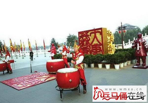 ʥ���ڲ���į��ӵ�� ����ƽ��ҹ��ʱ��