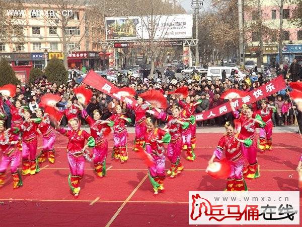 区文体广电局成功承办航空城2012年“荆山盛鼎杯”锣鼓秧歌大赛