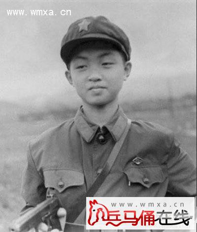 �赸�ҽ���������Ů ���Ǳ���ǰ����Ƭ�Ա�