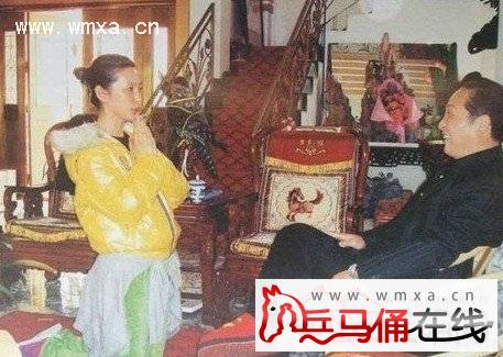 ���ִ�ʦ˯����Ů��������Ϣ���� �������ϼ���̨��˭����