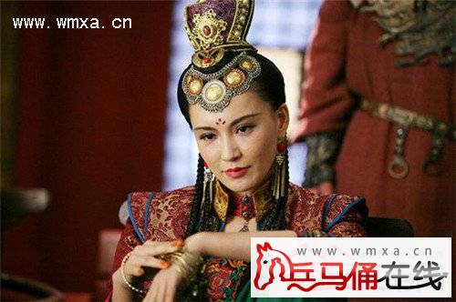 长安三怪探碧莲结局是什么 碧莲扮演者莫小棋整容前后对比照