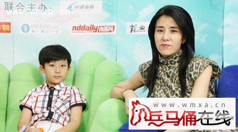 �������к������ĸ�ĸ��˭ �����������ϼ���ͥ�������