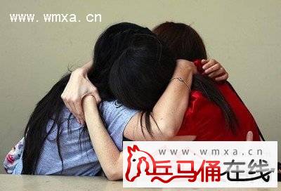 �ձ�Ů�Լ�ѹ����ҵ��� �ٸ��ƺ����������ַ���