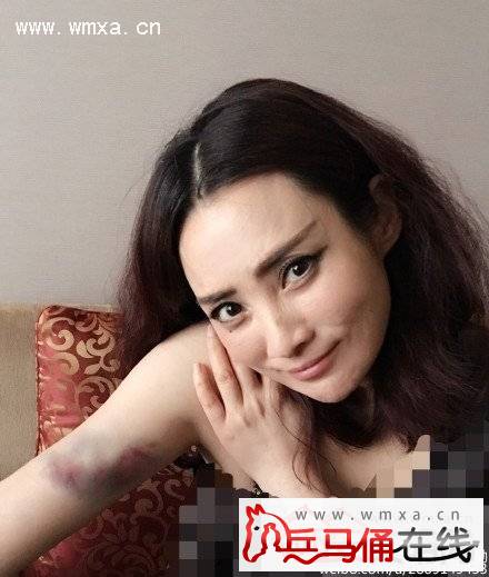 �����ֱ����˴�ʯ�� ������Ϸ���ʱ��������Ǽҳ��㷹