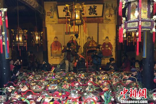 浙江省杭州市淳安县金峰乡朱家村“猪头祭祖”现场。金峰乡供图 、 摄