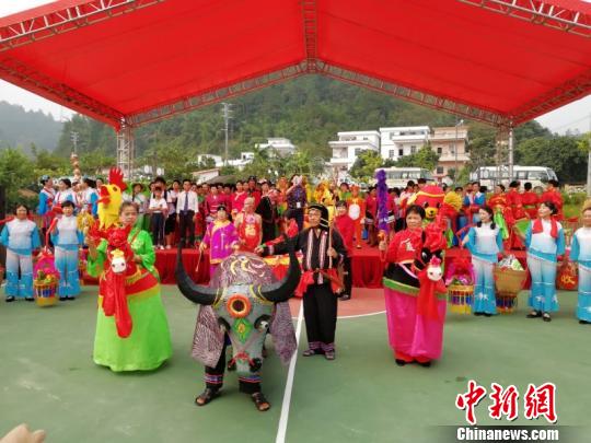 让农民乐起来广东肇庆“丰收节”上农民担纲显身手