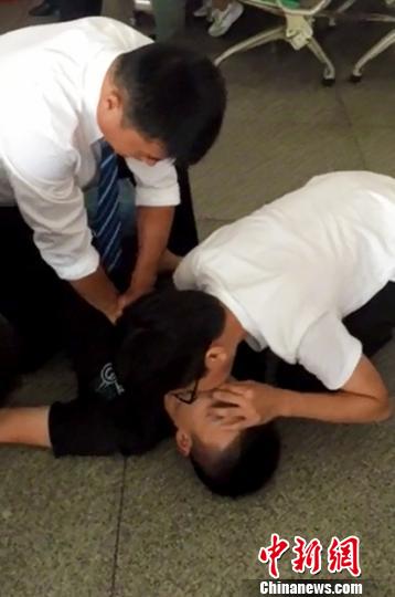 ��ѧ����վͻ��������ְͣ���ÿ��ַ����ʩ��