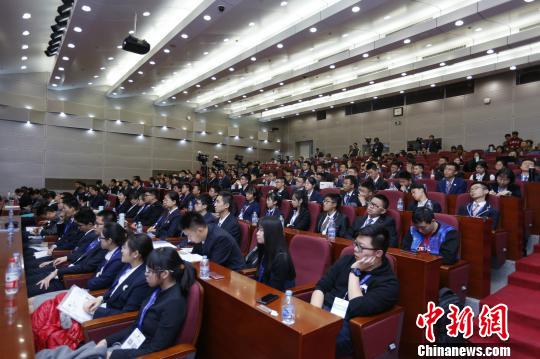 第18届“明天小小科学家”奖励活动在北京举行