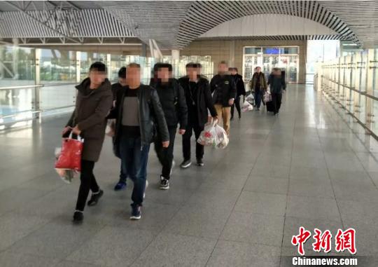 ͼΪѺⷸ˷ݡзթĹͼ 