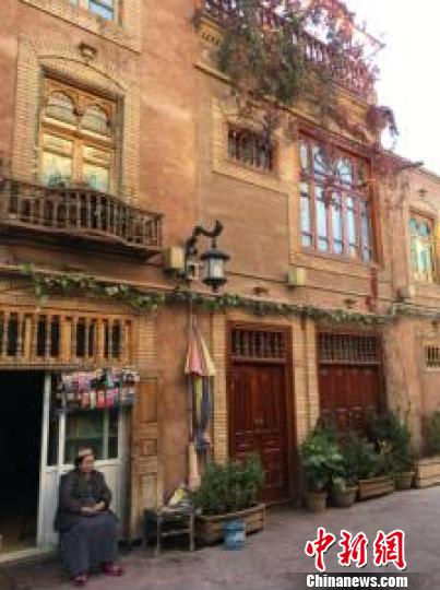 喀什老城街景。 勉征 摄