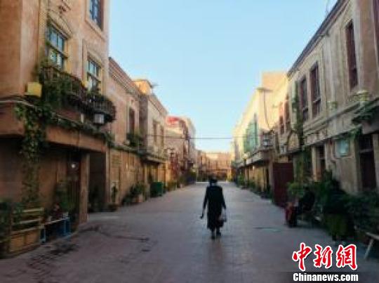 喀什老城街景。 勉征 摄
