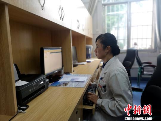 ŮҽӦϾ˱Ҫҽʦ֤Ժ󻹻岻ݴǾ