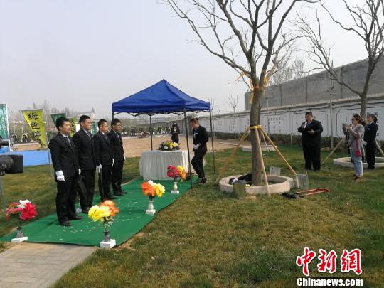 ���ڵ���̬����-���ᡱ��ʽ�ֳ��������� ��