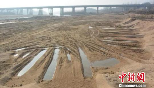 湖北浠水破获多起非法采砂案涉案金额高达千万元