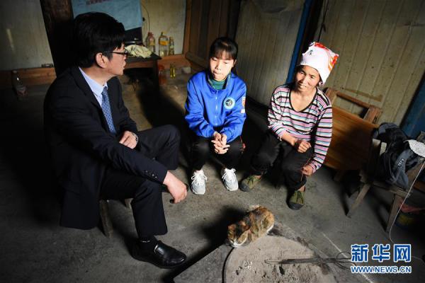 (新华全媒头条·图文互动)(8)少年锦时,有师如父——记浙江对口帮扶教师、贵州台江“名校长爸爸”陈立群