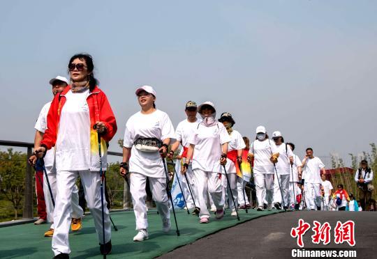 ͼΪ繫潡ߣѳ繫ΪС 