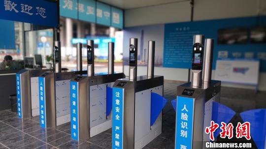 ԱĿҲǹذȫ֮أͼΪѧƳ߲ĿϵʶŽϵͳΰ 