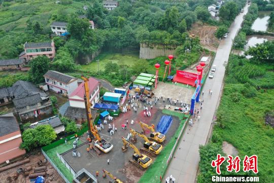 �½����ϳǼ���·�Թ����˱���ȫ�߹���ȫ�濪���������� ��