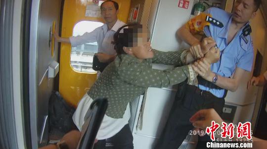 ܲƱҧ˳˾Ůԡ·̾