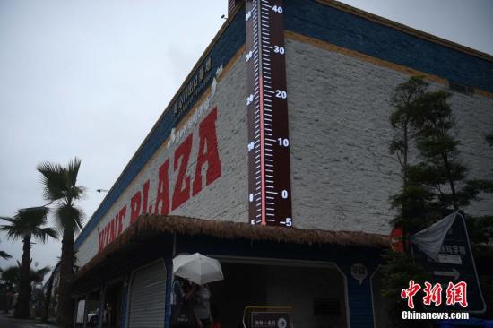 ͼΪ�����¶ȼ���ʾ��������Ϊ23�档 �³� ��