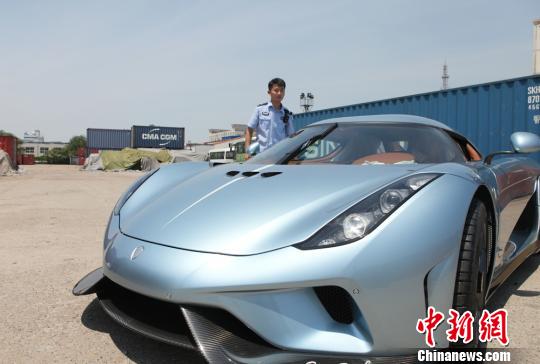 走私超跑两辆价值2525万冒牌“外商”被海关识破