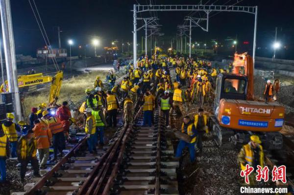 1211賿ʡϷзʶվʩֳ400ʩԱڽؽʩ⻳ 